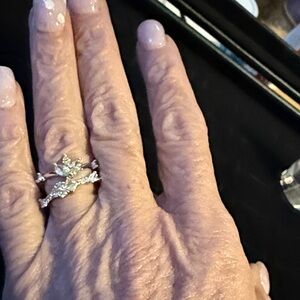 BP rhodium plated double band Leaf and Vine Ring Lemon CZ